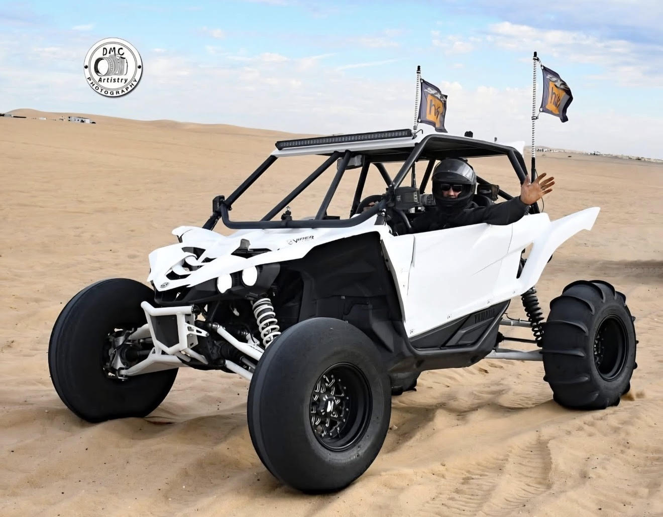 Yamaha YXZ 1000R in the Glamis Sand Dunes; Owner is waving.